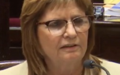 GOBERNAR ES TOMAR DECISIONES, INCLUSO CUANDO SON DIFÍCILES