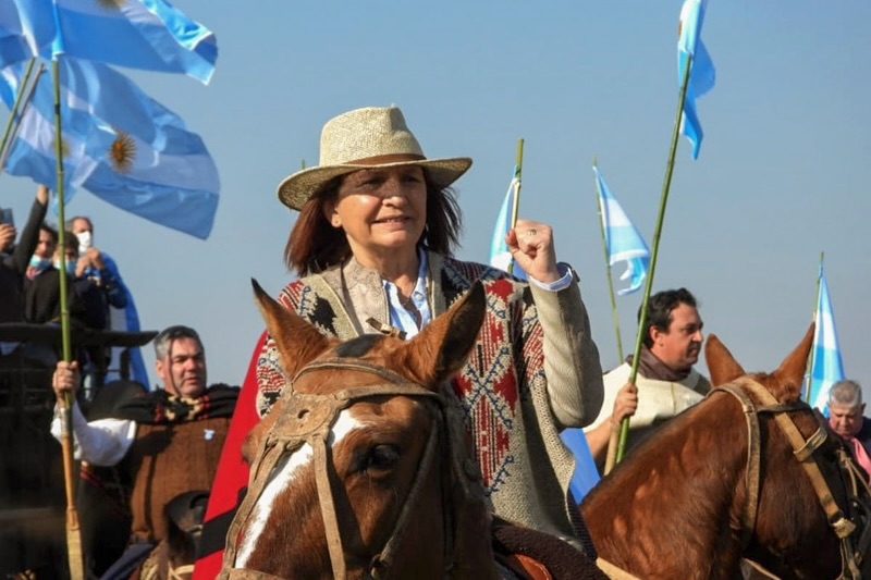 “TRABAJÉ SIEMPRE PARA MI PATRIA PONIENDO VOLUNTAD, NO INCERTIDUMBRE.” – MANUEL BELGRANO.